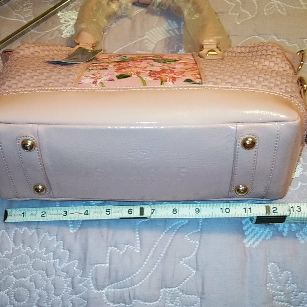 Sharif Designs 💖NY 💖 Embroidered Floral Bag 💖 - Picture 10 of 12